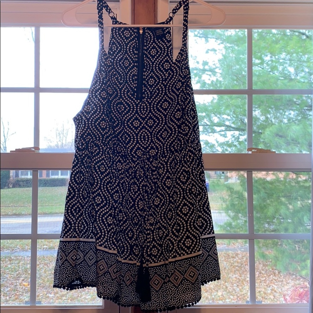 Torrid sleeveless blouse.